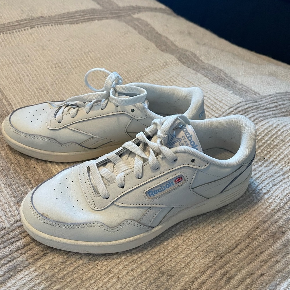 Reebok sneakers - Picture 2 of 2